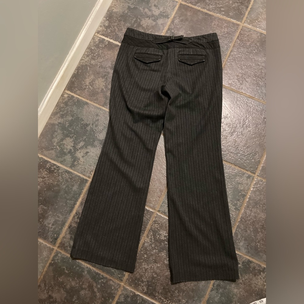 Express Editor Dark Grey Pinstriped Pants Size 8 - image 6